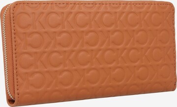 Calvin Klein - Cartera 'MUST' en marrón