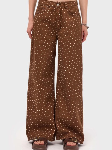 IT'S BASIC Baggy Jeans 'POLKA BAGGY LOW RISE JEANS' in Bruin