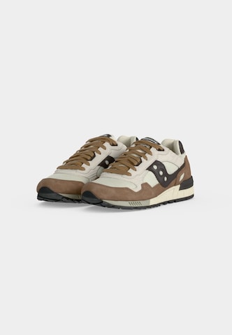 saucony Matalavartiset tennarit 'SHADOW 5000' värissä beige