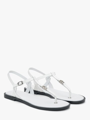 Infradito '010-3' di Estro in bianco