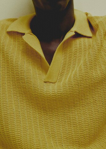 MANGO MAN Shirt in Gelb