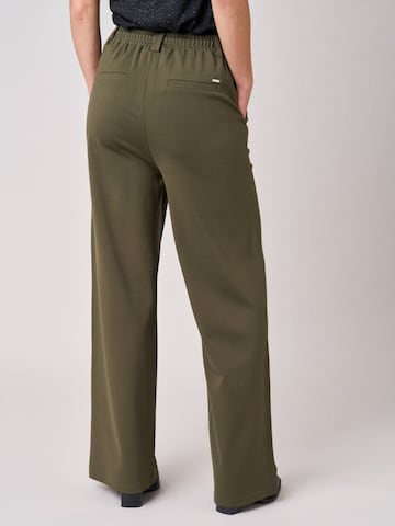 Loosefit Pantalon Deeluxe en vert