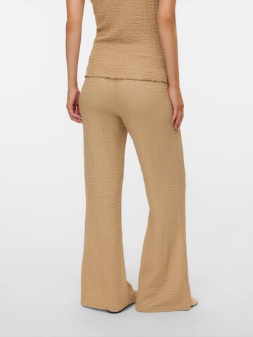 MAMALICIOUS - Pierna ancha Pantalón 'MLADINE' en beige