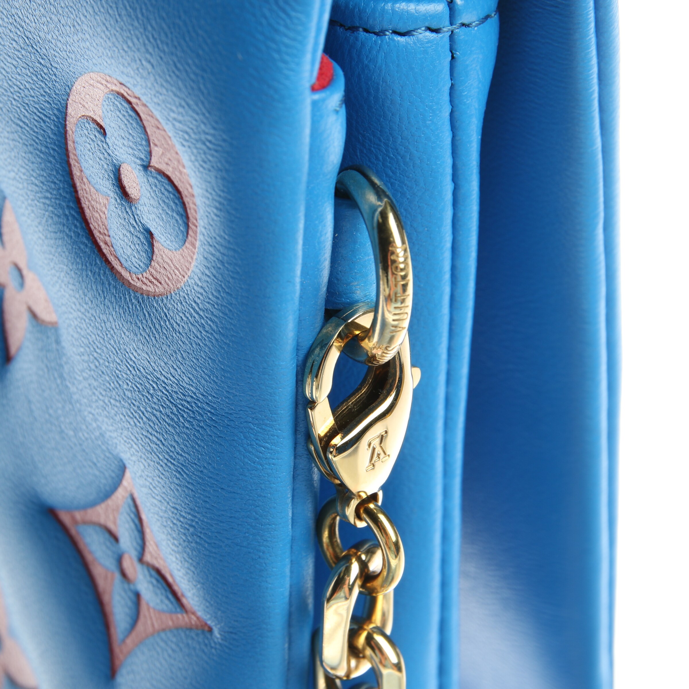 Louis Vuitton Bag in One size in Mixed colors