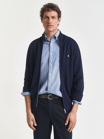 Vestes en maille GANT en bleu : devant