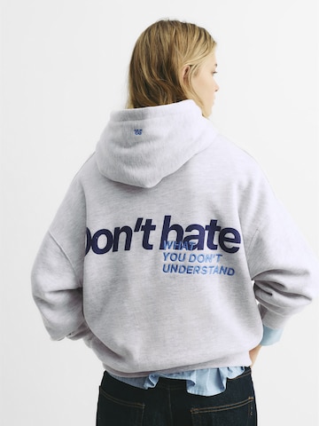 Pull&Bear Суичър 'PACIFIC DONT' в сиво: отпред