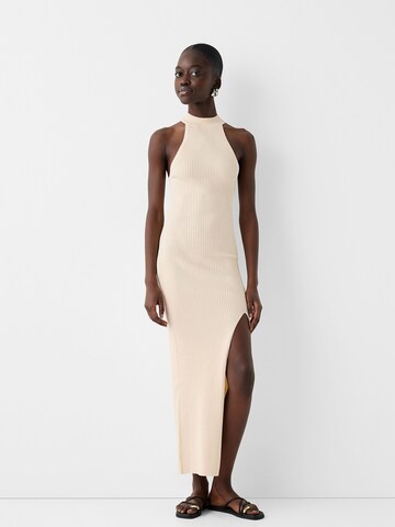 Bershka Kleid in Beige: predná strana