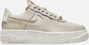Baskets basses 'Air Force 1' NIKE en beige : devant
