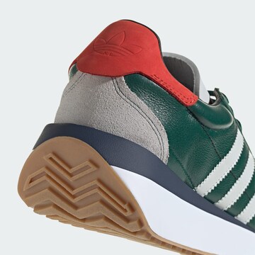 ADIDAS ORIGINALS - Sapatilhas baixas 'Country XLG' em verde