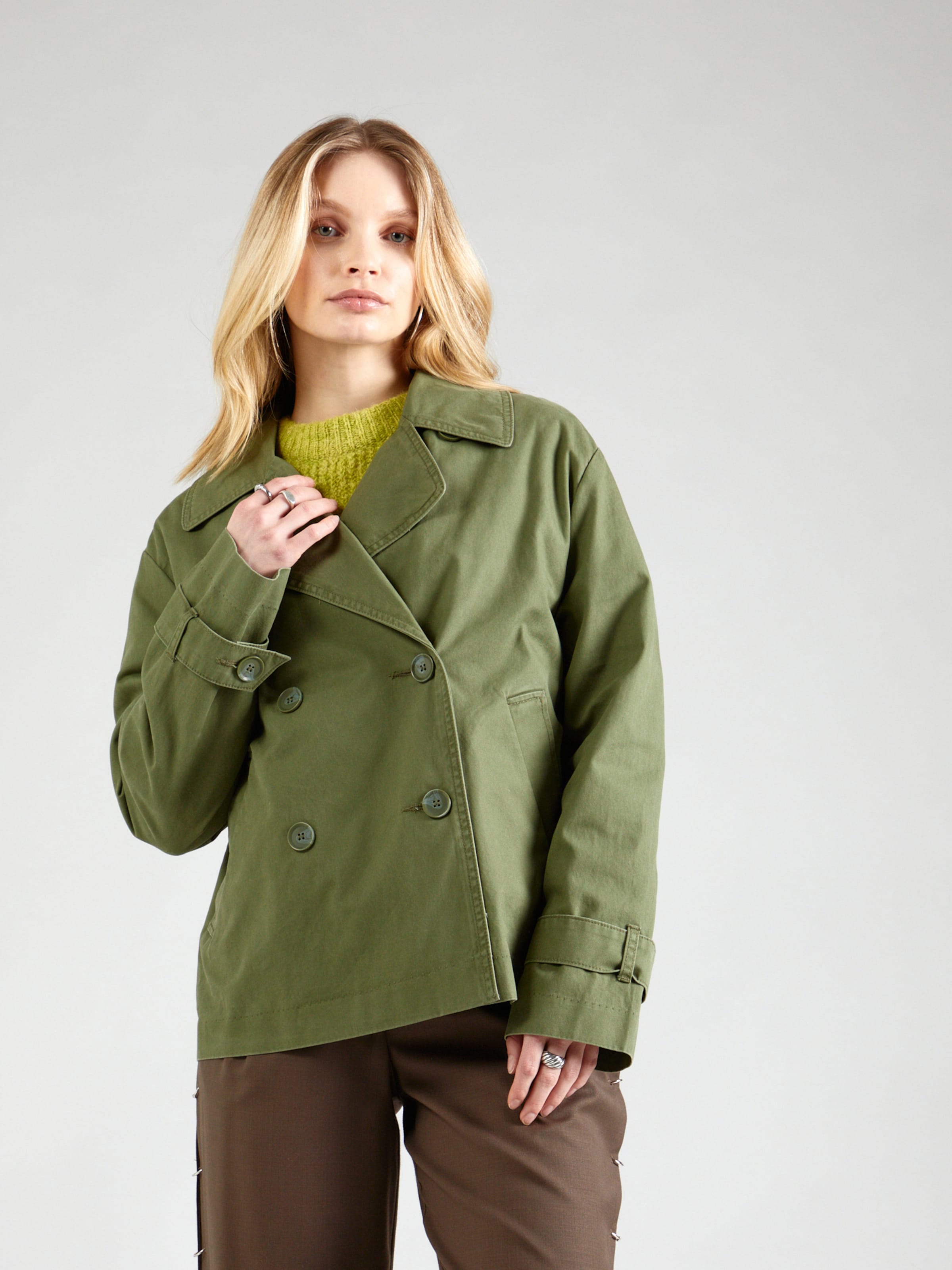 Monki Between Season Jacket in Green ABOUT YOU