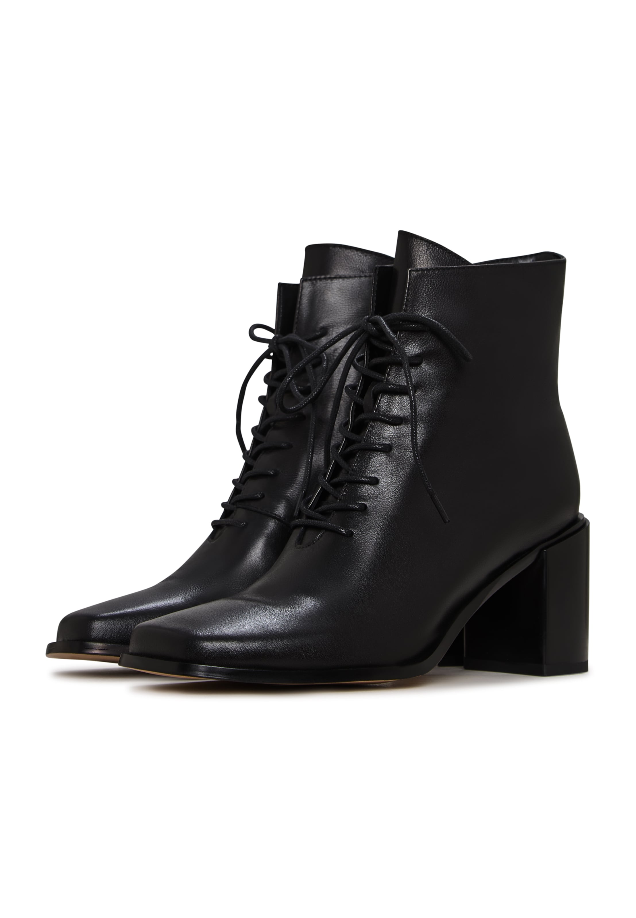 CESARE GASPARI Stiefelette in Schwarz