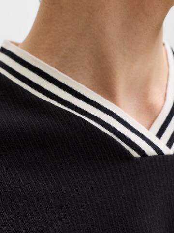 JACK & JONES Sweatshirt in Schwarz