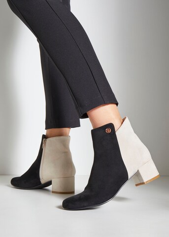 LASCANA - Botines en beige: frente