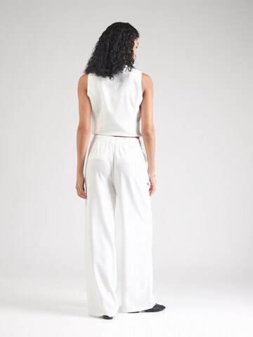 QS Wide leg Pants in White