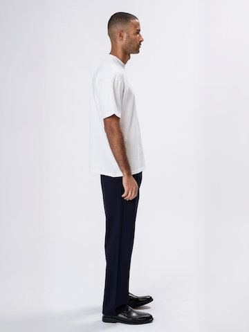 TEESHOPPEN Regular Trousers 'Performance' in Blue: side