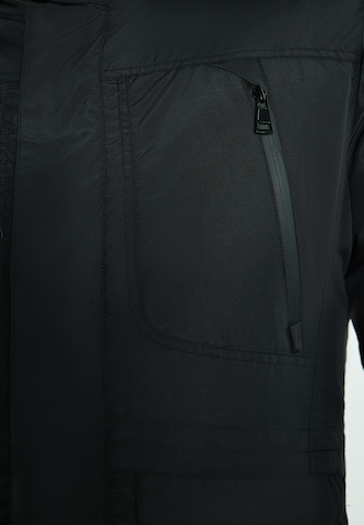 TUFFSKULL Performance Jacket 'Caversham' in Black