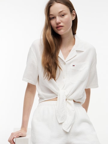 Chemisier Tommy Jeans en blanc : devant