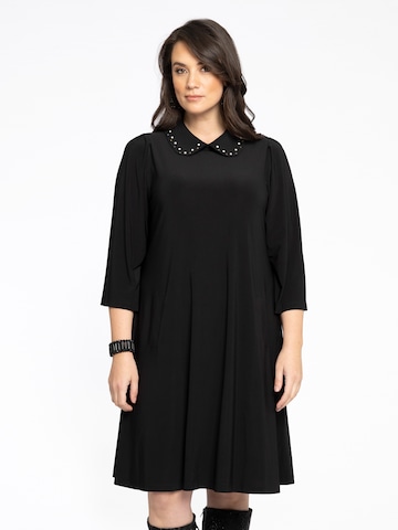 Yoek Shirt Dress in Black: front