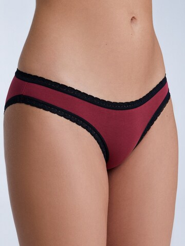 Albero Natur Panty 'Bio-Baumwoll-Slip mit Spitze – 4er Pack' in Red