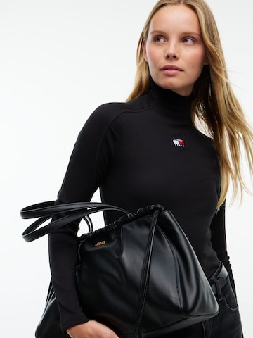 Tricou de la Tommy Jeans pe negru