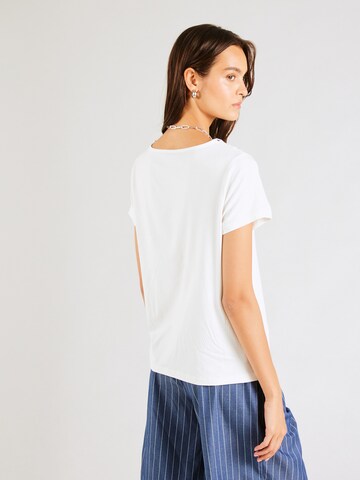 Tricou 'Whitney' de la ABOUT YOU pe alb