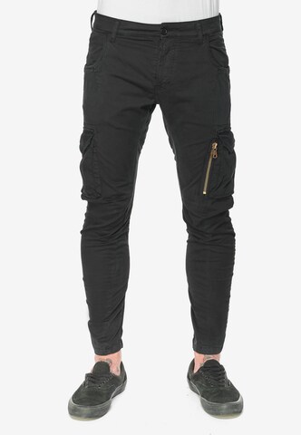 Le Temps Des Cerises Tapered Cargo Pants 'ALBAN' in Black: front