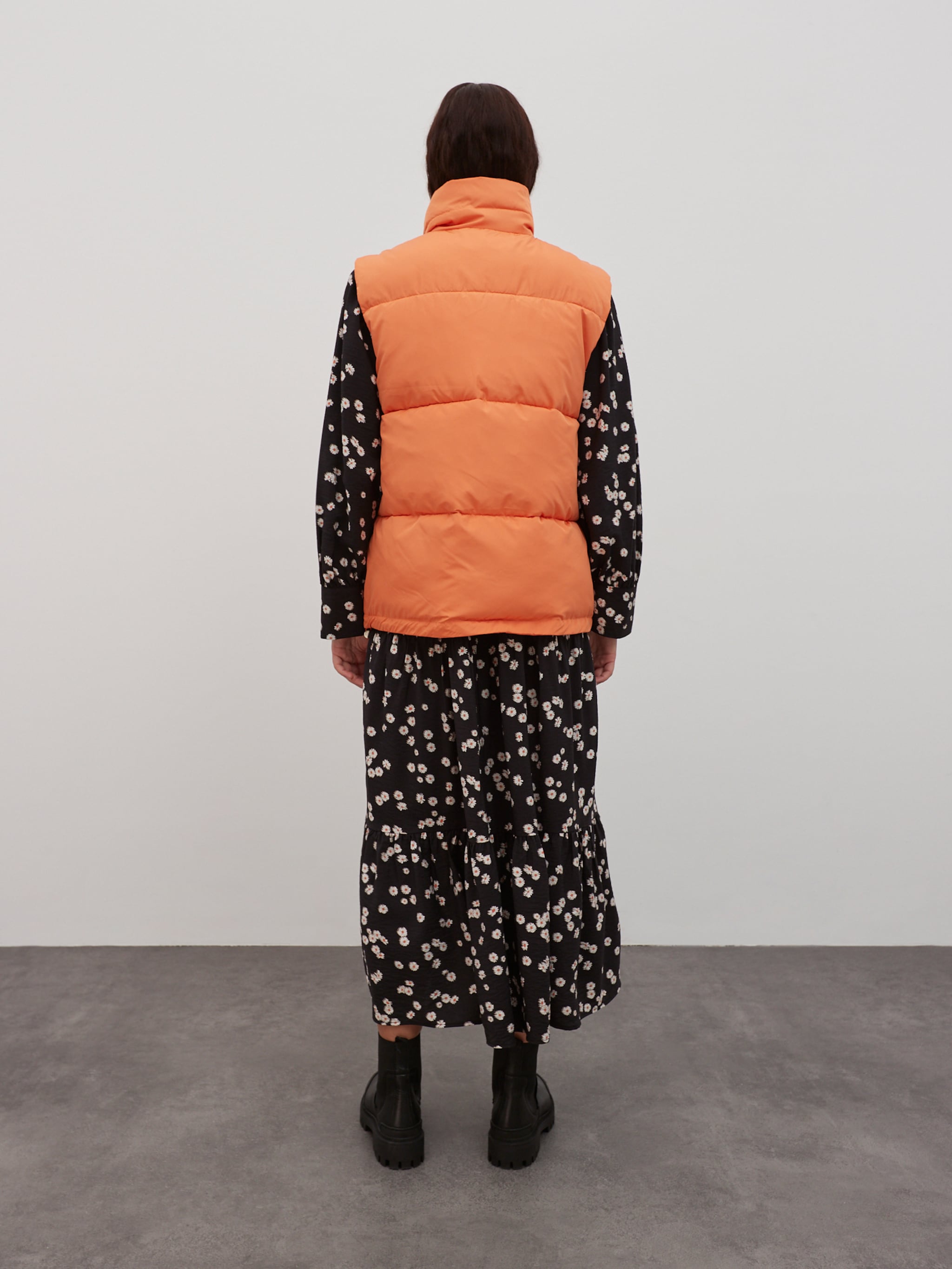 EDITED Produkter Vest 'Julissa' orange