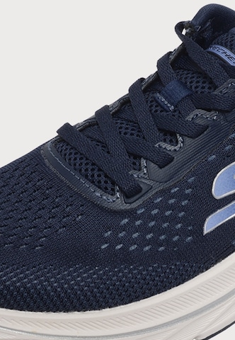 SKECHERS Låg sneaker 'GO RUN CONSISTENT 3 - RUSHLIN' i blå
