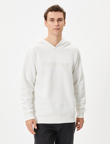 Koton Sweatshirt in White: front