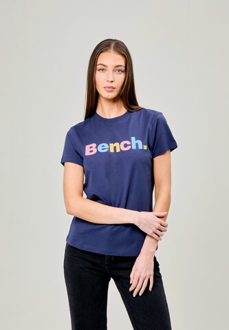 BENCH T-Shirt in Blau: Vorderseite