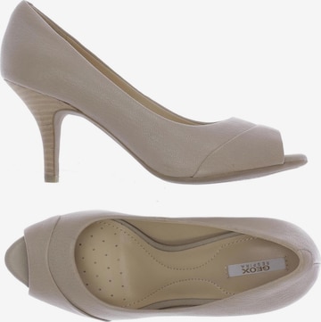 GEOX Pumps 36 in Beige: Vorderseite