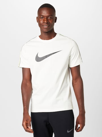 Nike Sportswear Футболка в Белый: спереди