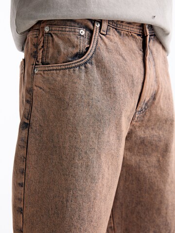 Pull&Bear Wide Leg Jeans i blandingsfarvet