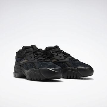 Reebok Platform trainers ' Club C Cardi V2 ' in Black