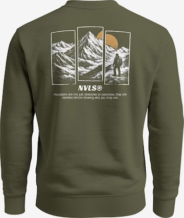 Neverless Sweatshirt 'Mountain Wanderer' in Grün: Vorderseite