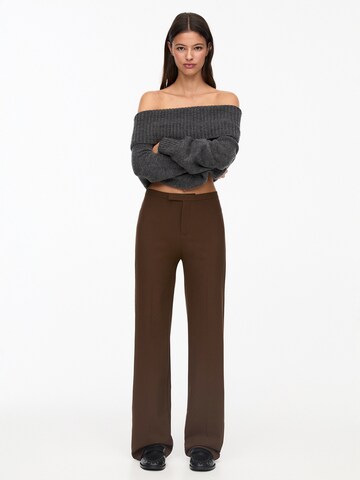Pull&Bear Voľný strih Nohavice - Hnedá