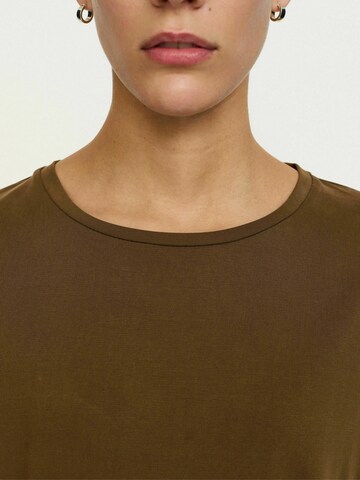 Soft Rebels - Top ' Ella ' en marrón: frente