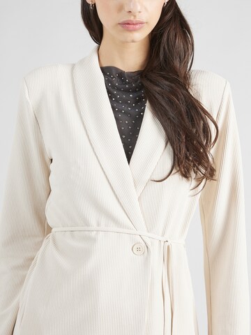 Blazer 'Thassia' ABOUT YOU en blanc