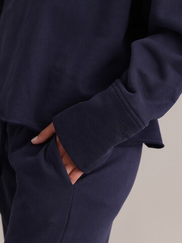 Hey Honey Sweatshirt 'Cosy Sweat' in Blauw