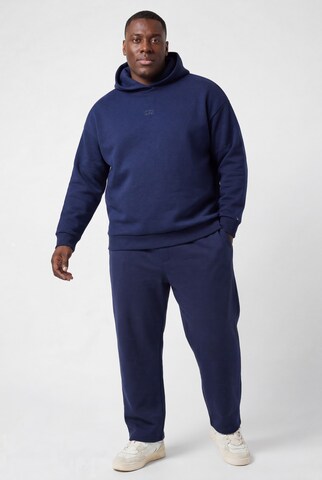 STHUGE Regular Trousers in Blue: front