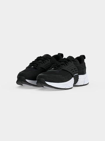 Jordan Rövid szárú sportcipők 'Trunner' - fekete