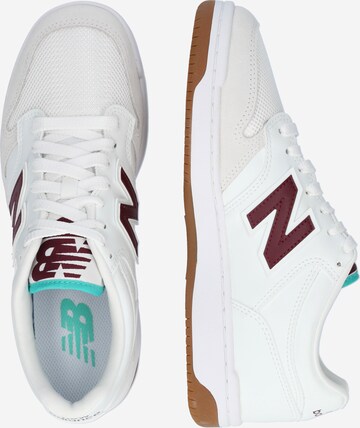 Sneaker bassa di new balance in bianco