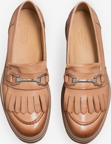 LLOYD Classic Flats in Brown