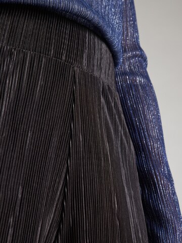regular Pantaloni 'Felice' di ABOUT YOU in nero