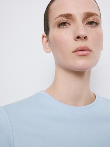 MANGO Tričko 'RITI' – modrá