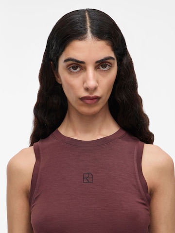 ROUGE EDIT Top in Bruin