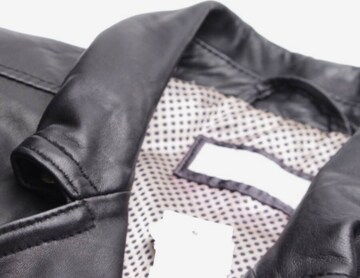 Schyia Jacket & Coat in XS in Black