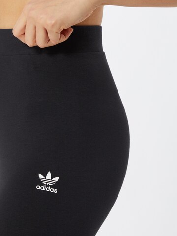 ADIDAS ORIGINALS Skinny Leggings 'Adicolor Essentials' in Schwarz