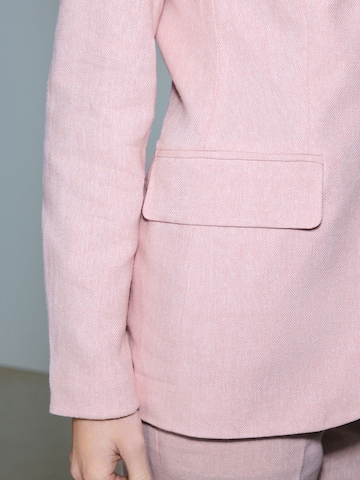 Next Blazer in Pink