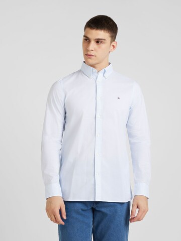 TOMMY HILFIGER Slim Fit Hemd in Blau: Vorderseite